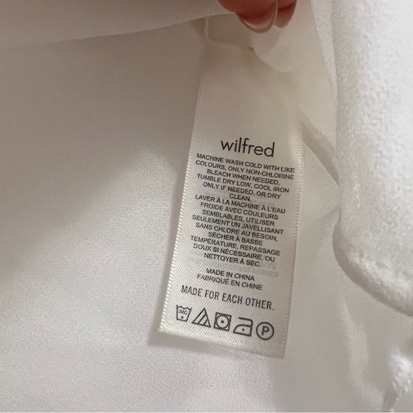 Wilfred Frenchy Blouse size medium in White- Aritzia - Picture 7 of 14